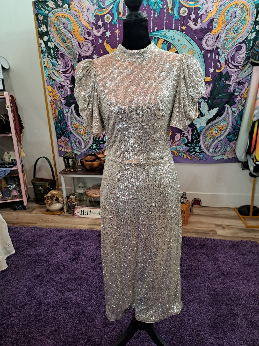 Starlight Socialite Silver Sequin Puff Sleeve Midi Dress • XS
